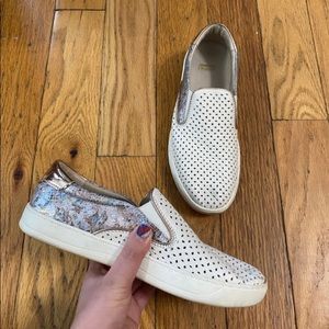 Johnston & Murphy White Perforated Leather Slip On Sneakers Size 7.5